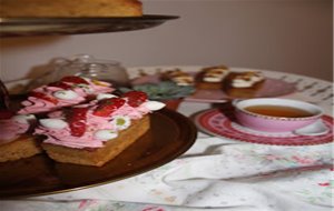 Surtido De Financiers Para El Té
