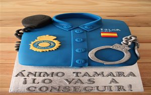 Tarta Policía
