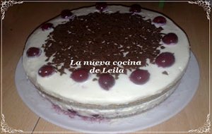 Tarta De Semillas De Amapola Con Guindas
