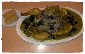 Pollo Relleno De Olivas Negras
