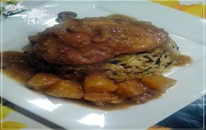 Pollo Con Piña Y Salsa De Mostaza
