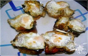 Montadito De Huevos De Codorniz 
