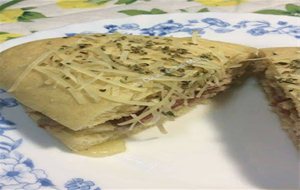 Bocata De Filetes De Lomo, Jamón Serrano Y Queso 
