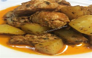 Pollo Con Patatas En Adobo 
