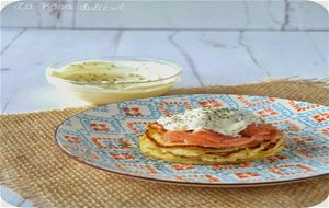 Blinis Con Salmón Ahumado