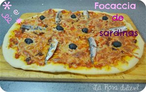 Focaccia De Sardinas