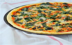 Pizza De Espinacas, Beicon Y Gorgonzola
