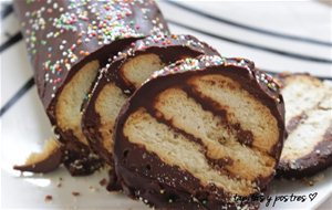 Rulo De Galletas Y Crema De Chocolate
