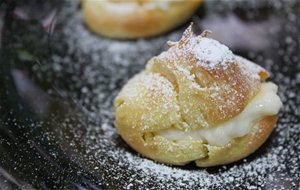 Petit Choux Y Profiteroles
