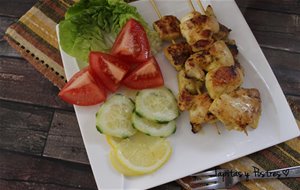 Brocheta De Pollo Adobado
