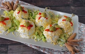 Huevos Rellenos
