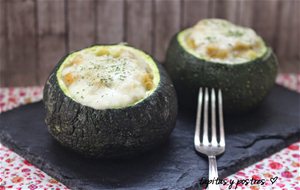 Calabacín Relleno De Rosada Y Gambas.
