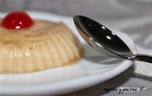 Flan De Turrón
