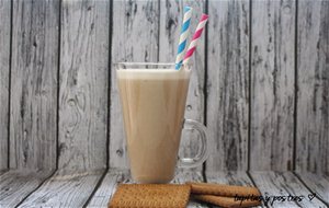 Batido De Galletas Y Miel.
