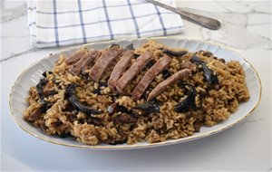 Arroz Con Presa Ibérica Y Trompetas De La Muerte
