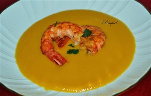 Crema De Calabaza Y Langostinos 
