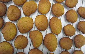 Galletas Irregulares De Zanahoria Y Naranja
