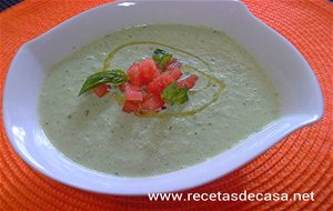 Crema Fría De Albahaca