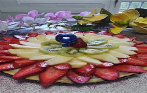 Tarta De Frutas Y Crema Pastelera
