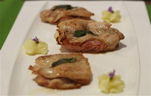 Saltimbocca De Pollo Con Prosciutto Cotto
