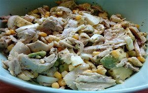 Ensalada De Pollo Y Aguacate
