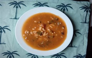 Alubias Blancas Con Champiñones Y Judías Verdes
