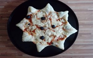 Pizza Estrella De Hojaldre
