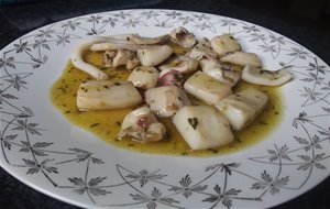 Sepia En Salsa De Ajo Y Perejil
