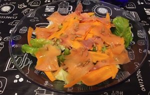 Ensalada De Salmón Ahumado Y Pipas De Girasol
