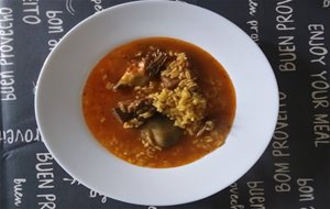 Arroz Caldoso Con Costillas De Cerdo Y Alcachofas
