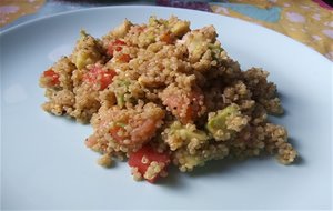Ensalada De Quinoa Con Salmón Y Aguacate (microondas)
