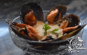 Mejillones En Salsa
