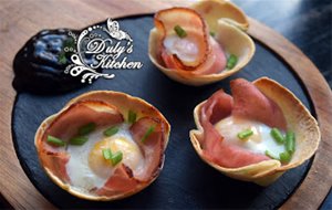 Tartaletas De Bacon, Queso Y Huevo
