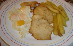 Pollo Empanado Con Huevos De Codorniz