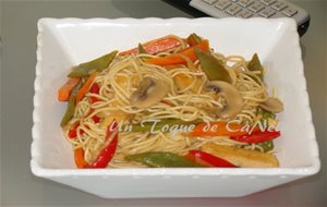 Pancit Cantón - Filipinas
