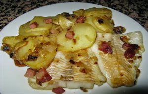 Merluza Con Patatas Y Jamón
