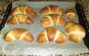 Medialunas Brioche (panificadora Lidl)
