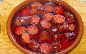 Chorizos A La Sidra
