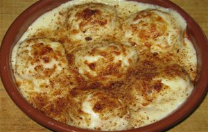 Huevos Rellenos Al Horno Con Bechamel
