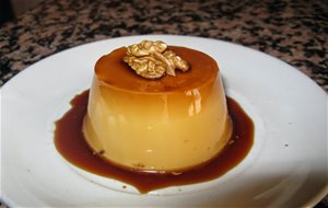 Flan O Tarta De Café Con Nueces
