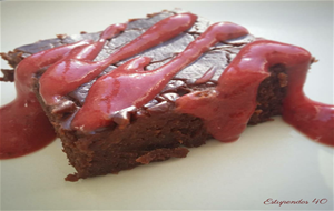 Brownie Con Salsa De Fresas
