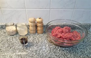 Hamburguesas Caseras De Carne A La Brasa
