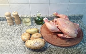 Pollo De Campo Entero Al Horno Con Patatas
