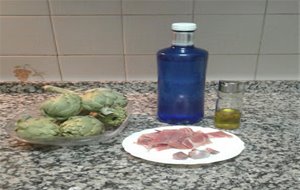 Alcachofas Con Jamón
