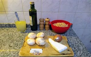 Garbanzos Con Champiñones Y Queso Brie
