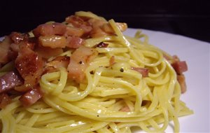 Espaguetis A La Carbonara
