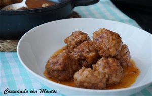 Albóndigas En Salsa De Tomate Caseras
