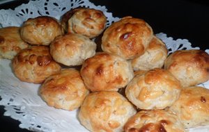 Panellets De Piñones
