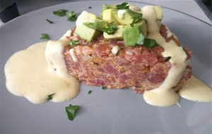 Tartar De Salchichón De Málaga Con Calabaza Y Mahonesa De Mango
