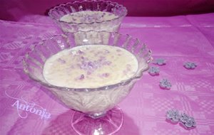 Arroz Con Leche Con Aroma De Violetas
